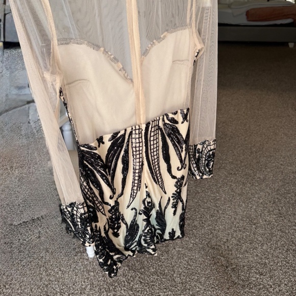 Stunning Sequin & Beaded Mesh Dress – Size Small – NWOT - Picture 4 of 12